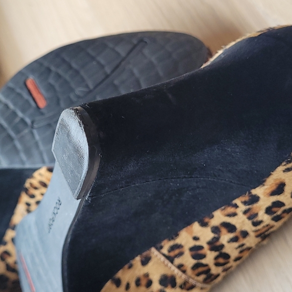 Rockport wedges size 9.5 US. Good used condition. - Picture 5 of 9